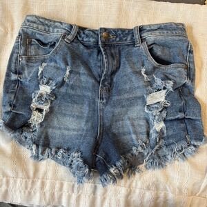 Madden Girl Distressed Denim Cutoff Shorts Blue Size 13 Frayed Hem juniors y2k